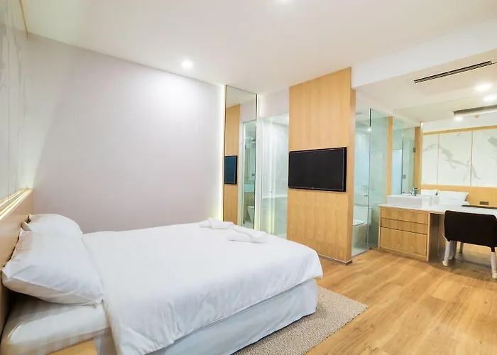 Hotel Artino Silom 4*
