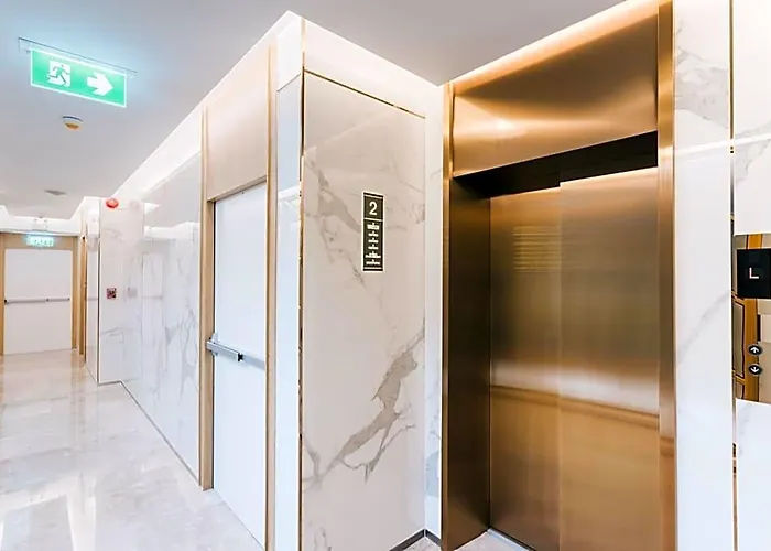 Artino Silom Hotel 4*