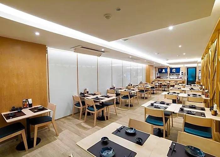 Artino Silom 4*