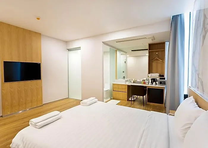 Hotel Artino Silom 4*